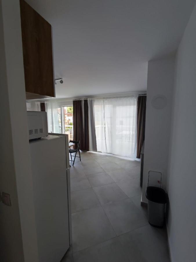 Apartmani Rak Ražanj Buitenkant foto