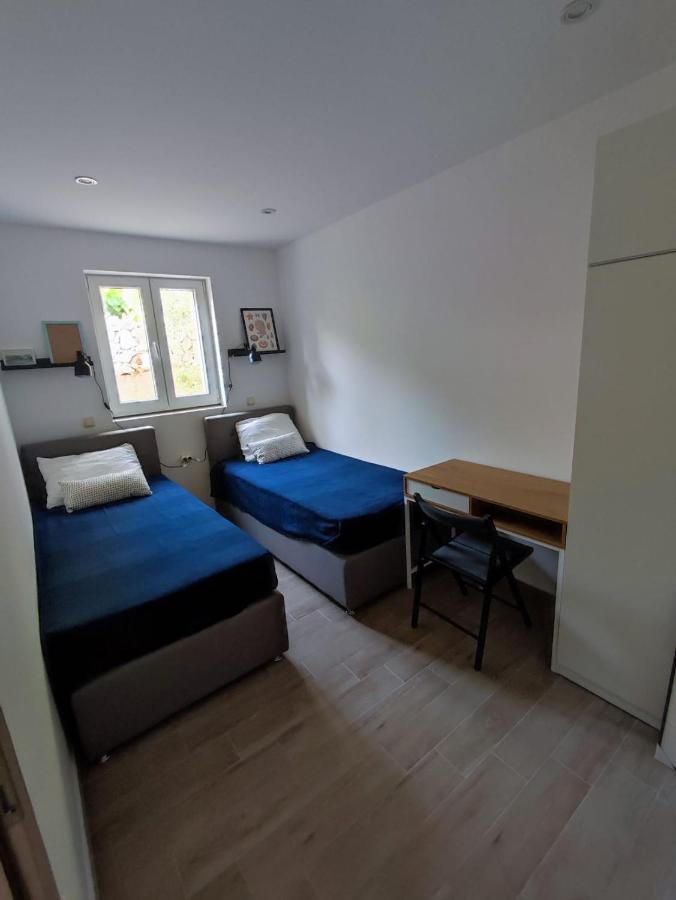 Apartmani Rak Ražanj Buitenkant foto