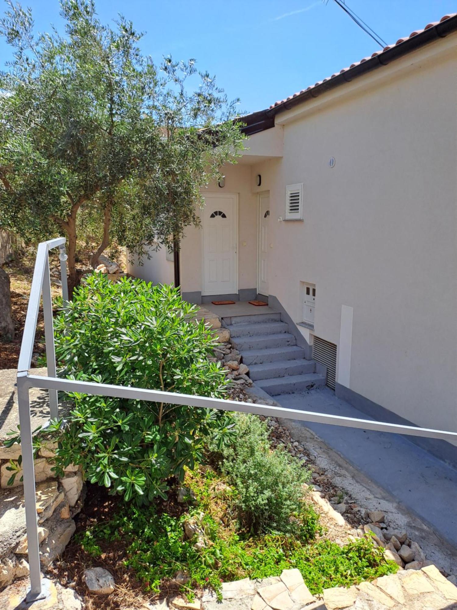 Apartmani Rak Ražanj Buitenkant foto